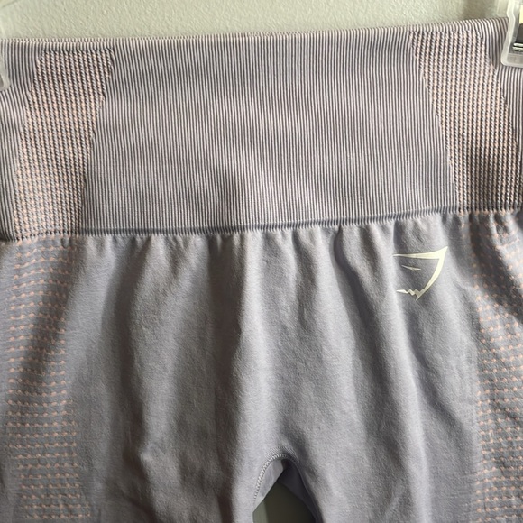 Light purple Gymshark leggings - Picture 4 of 6